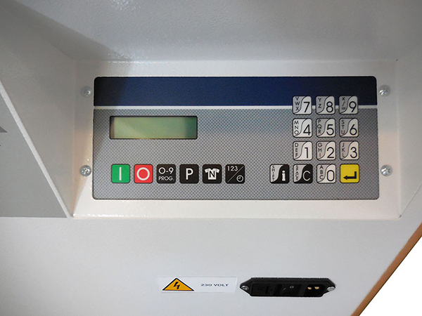 Cavazutti Speedy T-2005 Folder Machine